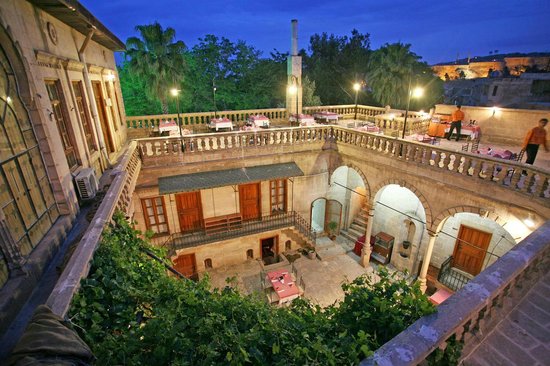 Şanlıurfa Sıra Gecesi Evi